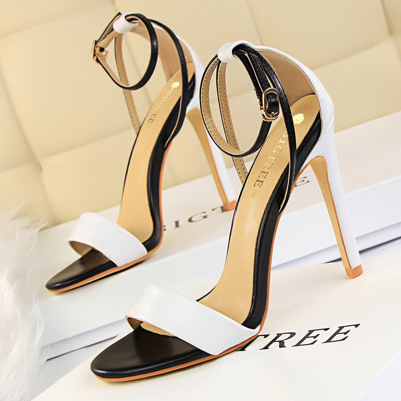 Frauen Schwarz-Weiß Concise Le – Casual Sandal Leather Bewertung und Preis